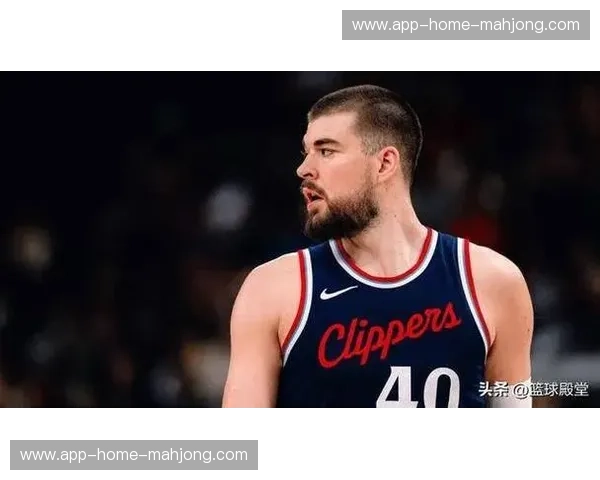 步行者队以14胜40负稳居东部榜尾 祖巴茨即使保持两双数据仍可能被安排轮休 步行者队以14胜40负稳居东部榜尾 祖巴茨即使保持两双数据仍可能被安排轮休